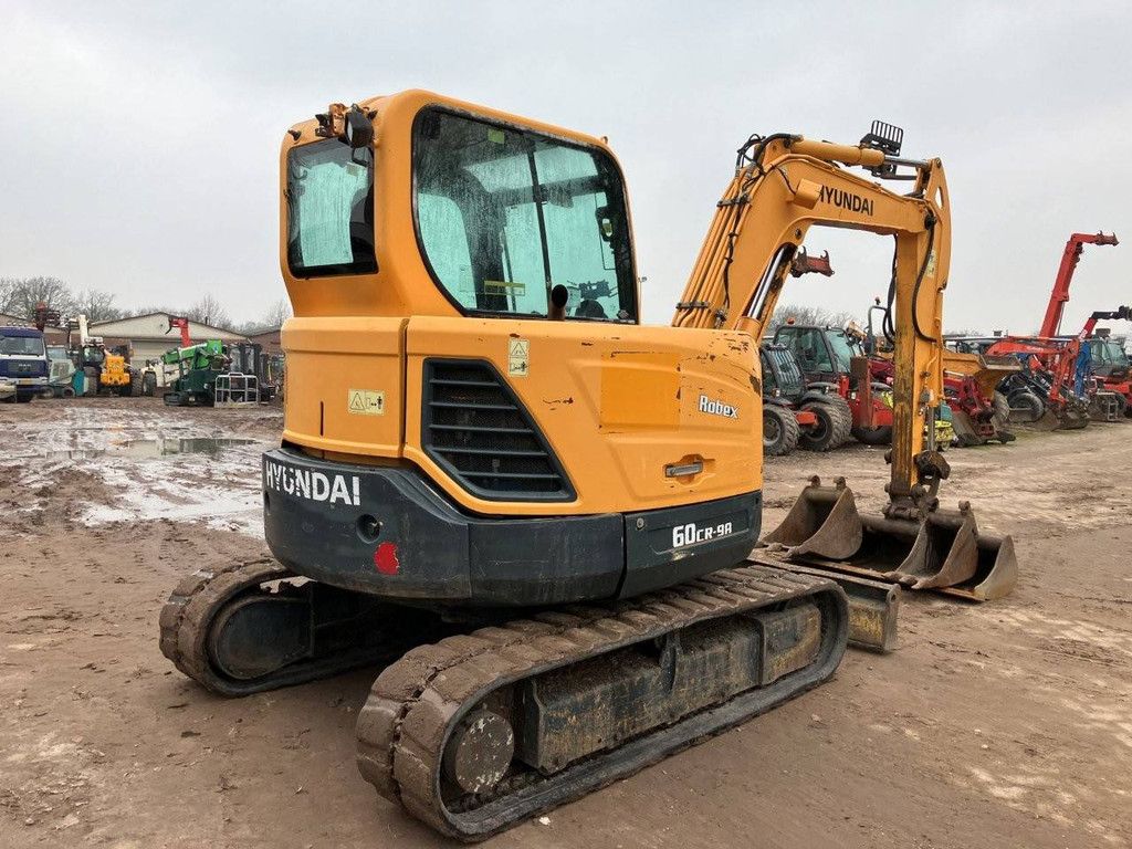 Raupenbagger Hyundai Robex 60CR-9A Diesel 2015