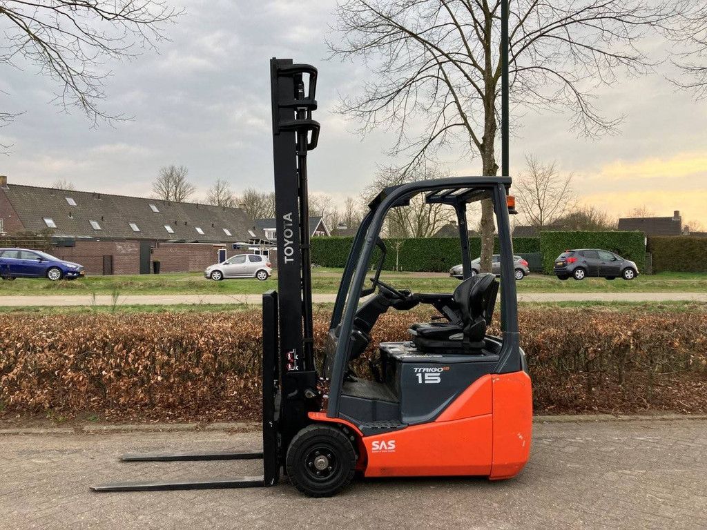 Toyota 8FBE15T Electric Forklift