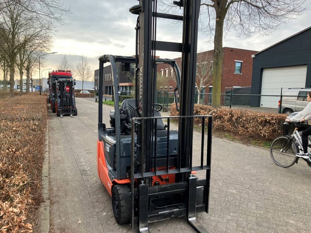 Toyota 8FBE15T Electric Forklift
