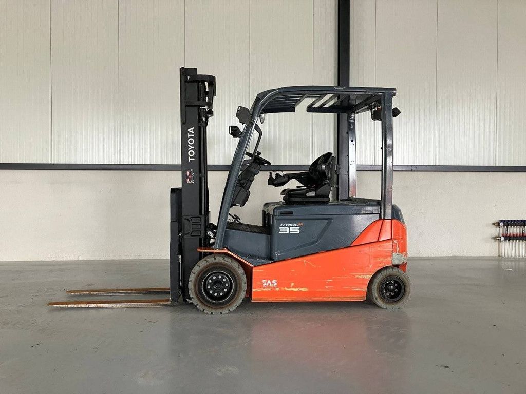 Toyota 8FBMT35 Electric Forklift 3500kg 4.0m 2020