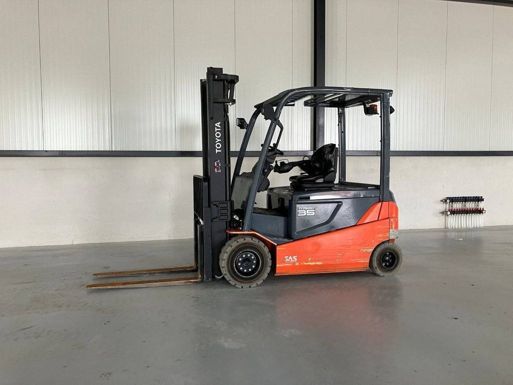 Toyota 8FBMT35 Electric Forklift 3500kg 4.0m 2020
