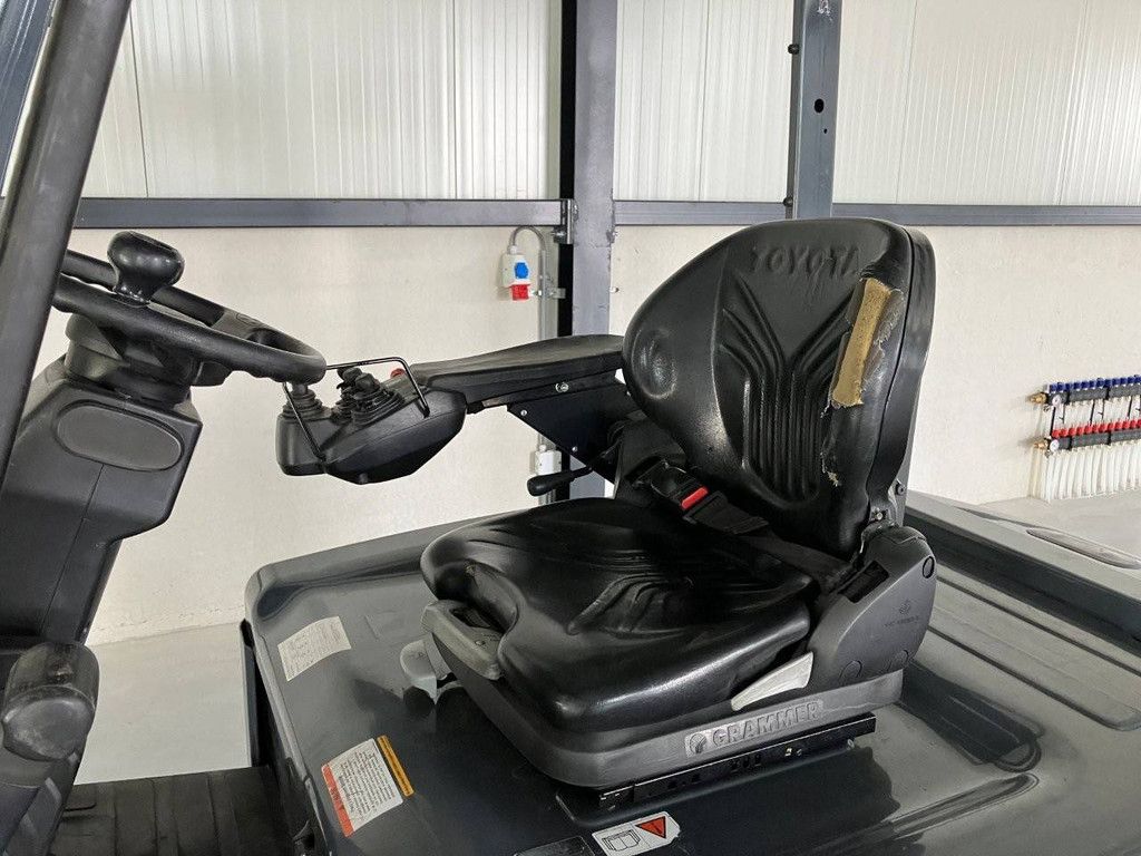 Toyota 8FBMT35 Electric Forklift 3500kg 4.0m 2020
