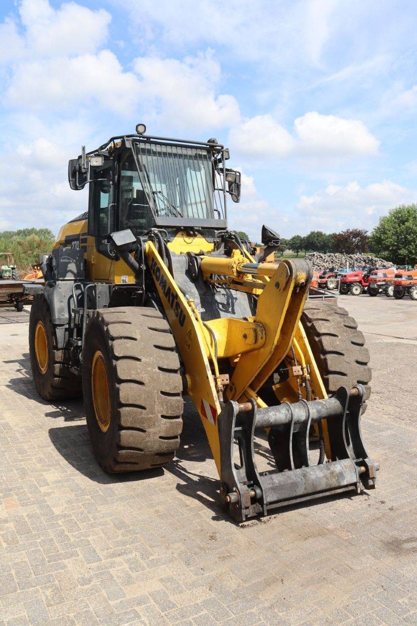 Wheel loader Komatsu WA270 Diesel 2020