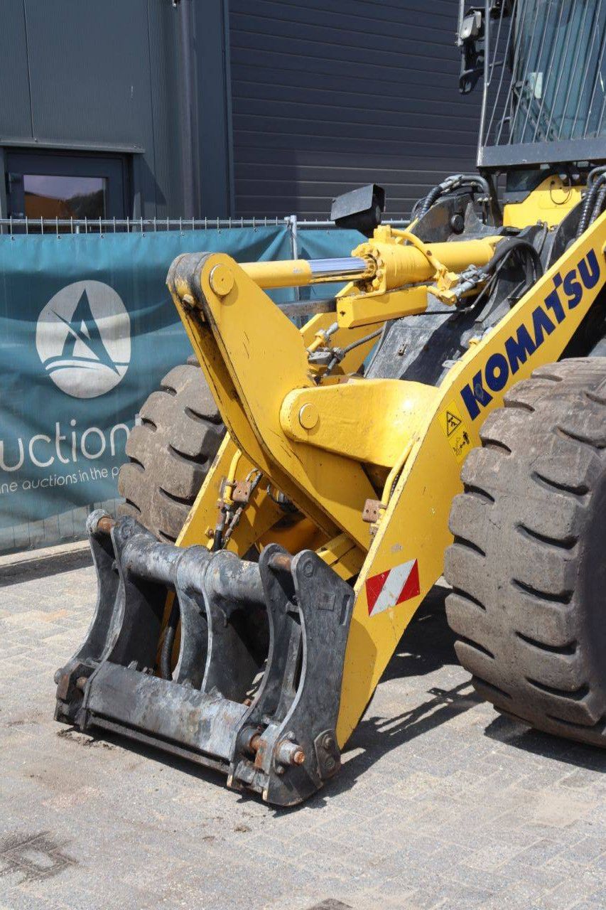 Wheel loader Komatsu WA270 Diesel 2020