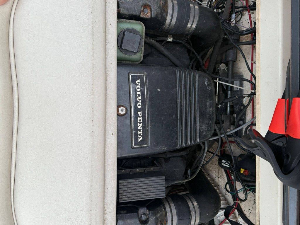 Speedboot Bayliner Scorpion 210
