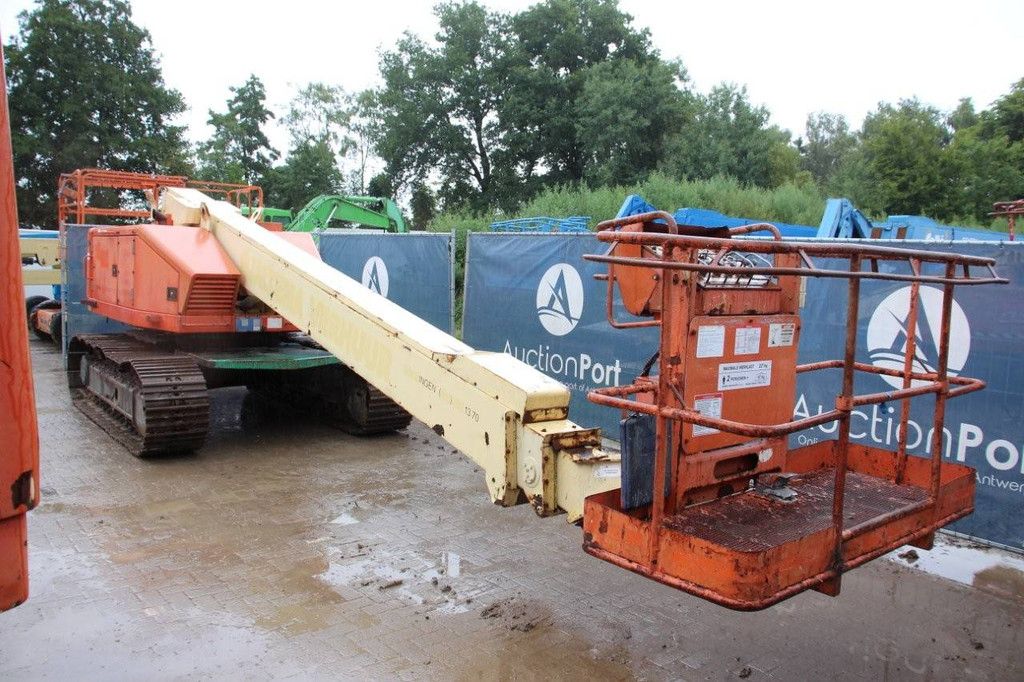 Telescopic aerial work platform Aichi SR18A Diesel 2006