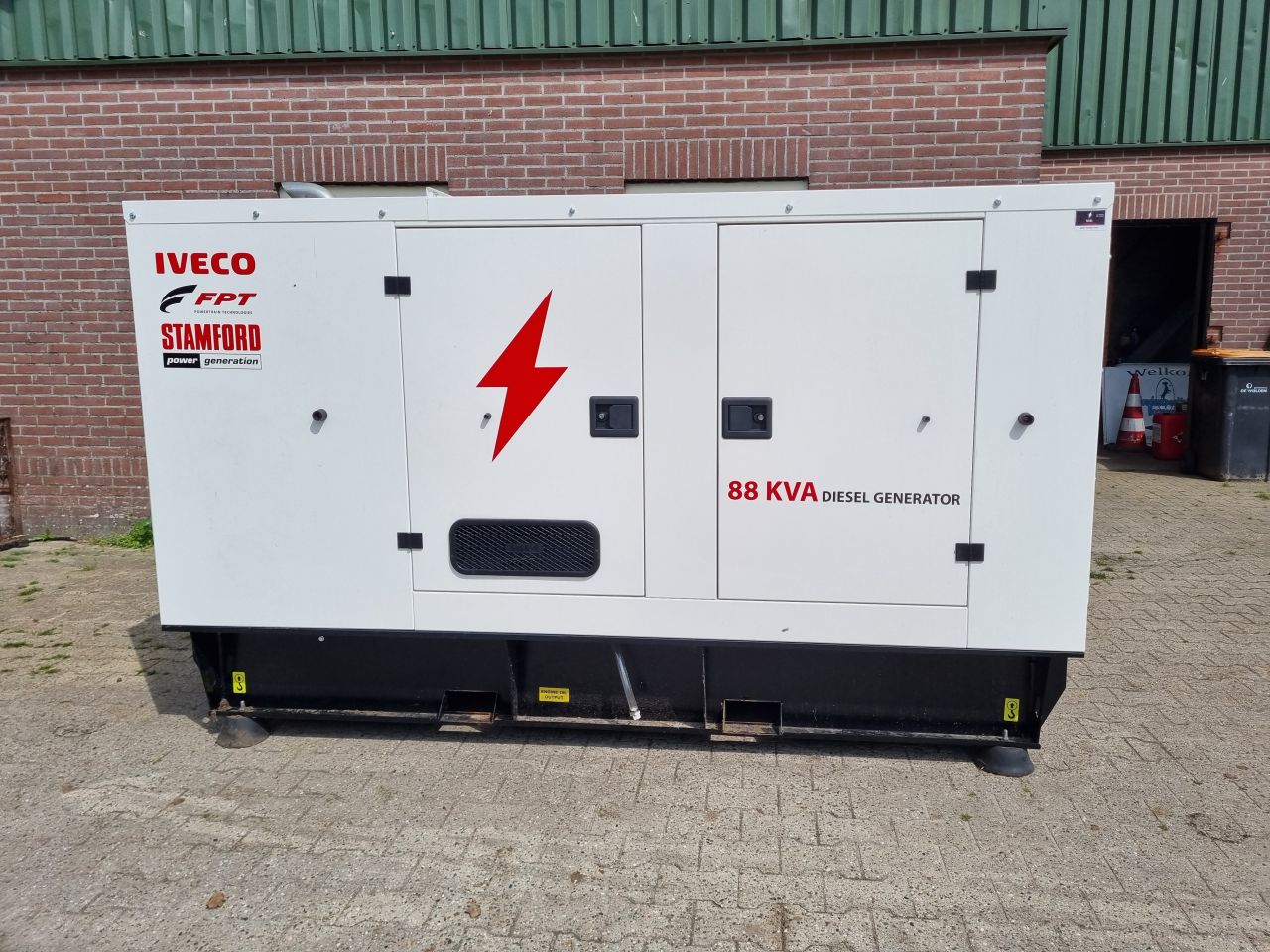 Iveco FPT Stamford 80 KVA aggregaat generator noodstroom