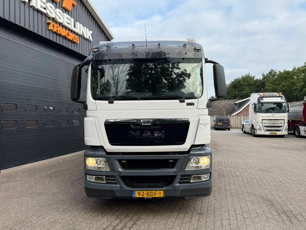 MAN TGS 26.320 EEV Koffer Stuuras AHK 3.000KG LBW 370.859 KM! NL Truck
