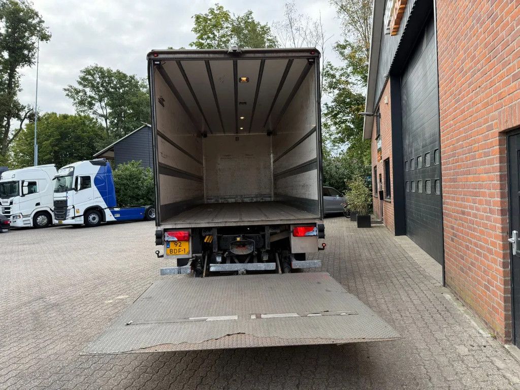 MAN TGS 26.320 EEV Koffer Stuuras AHK 3.000KG LBW 370.859 KM! NL Truck