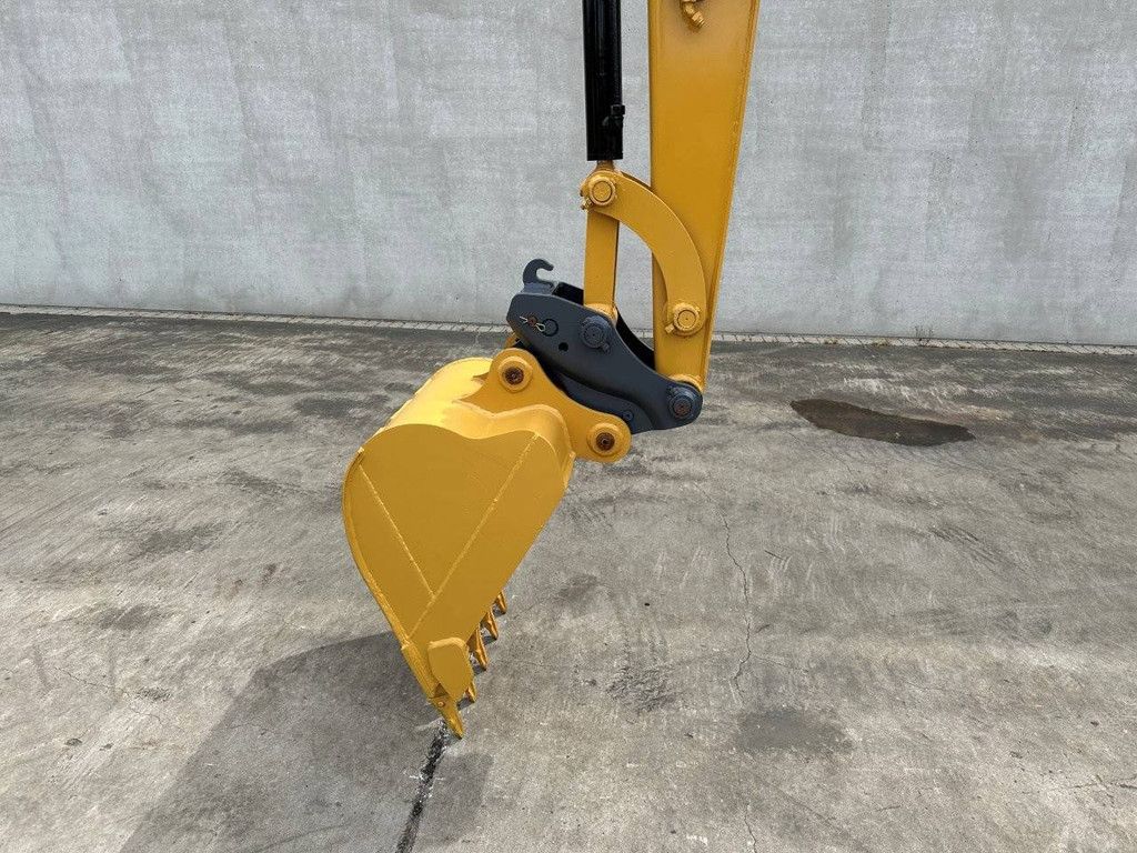 Rupsgraafmachine Caterpillar 305.5E2 Diesel 2018