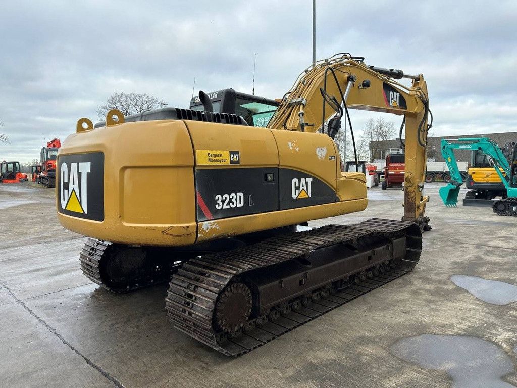 Crawler excavator Caterpillar 323DL Diesel 2008