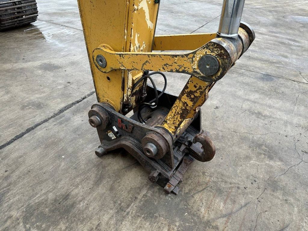 Crawler excavator Caterpillar 323DL Diesel 2008