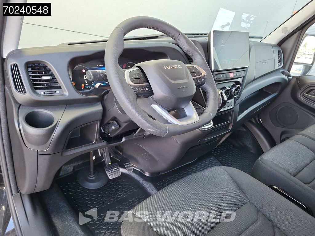 Iveco Daily 35C21 3.0L Automaat 210PK L2H2 Dubbellucht 3,5t Trekgewicht LED ACC Navi Airco Camera Euro6 L2 12m3 A/C