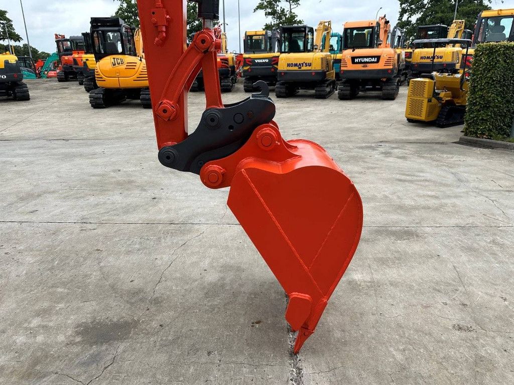 Rupsgraafmachine Kubota KX155-3SZ Diesel 2012