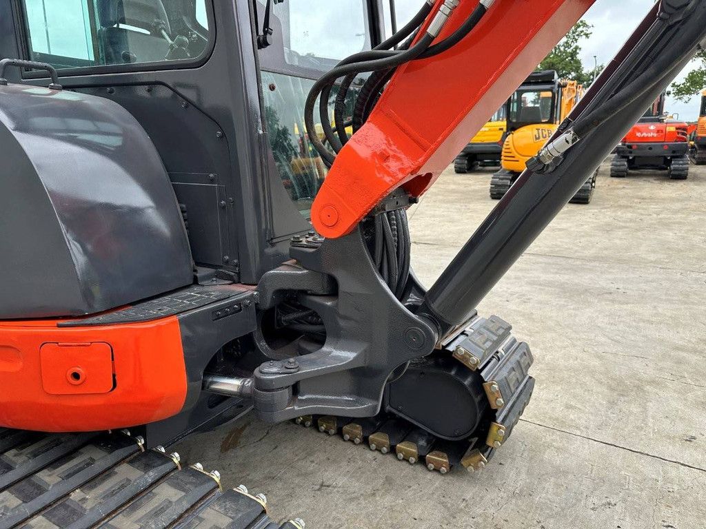 Rupsgraafmachine Kubota KX155-3SZ Diesel 2012