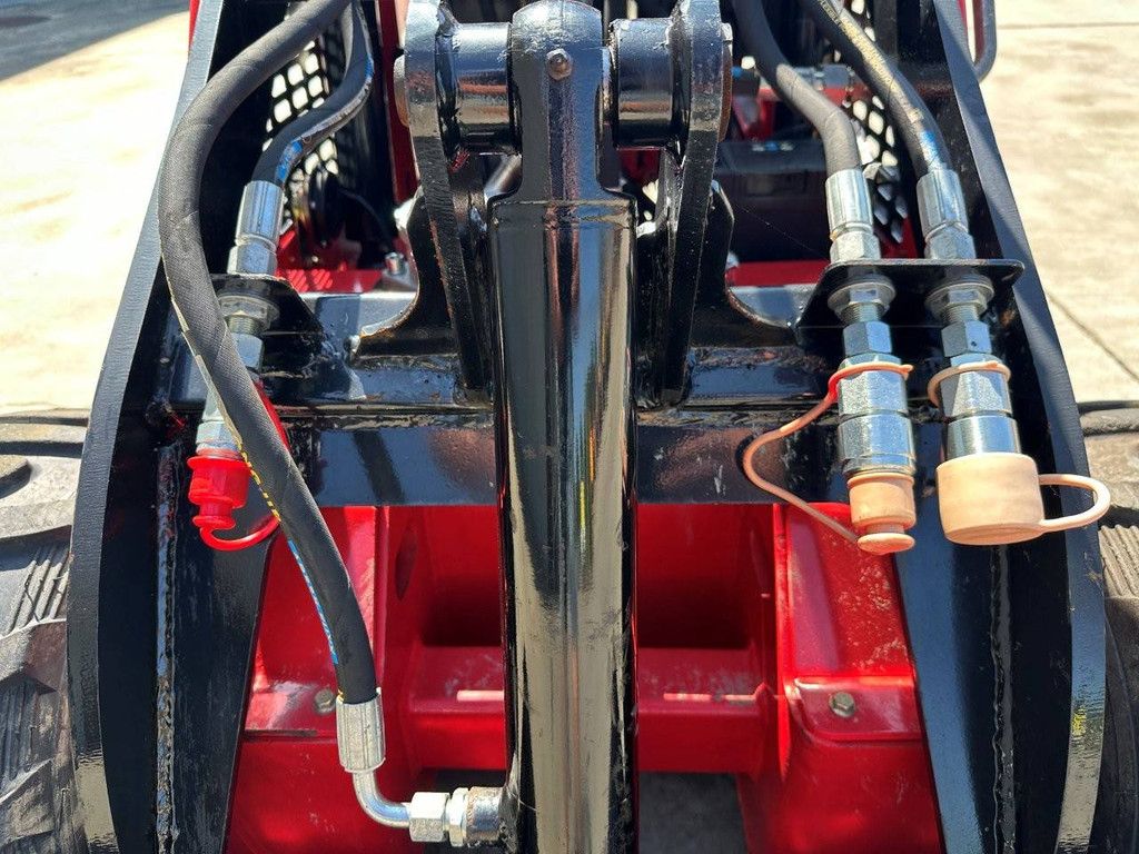 Kompaktlader JPC HT320 Benzin 13,5 PS 2024