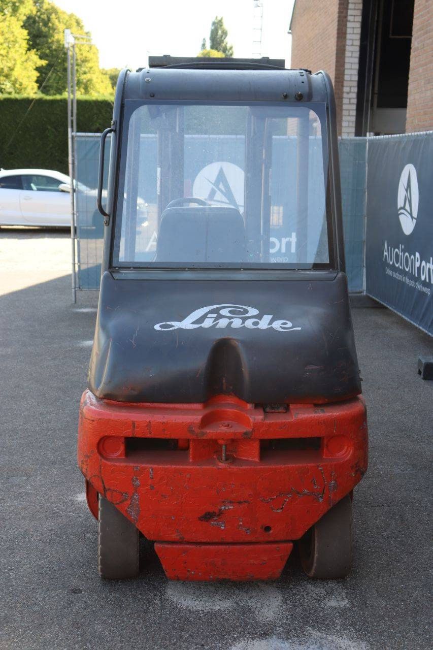 Gabelstapler Linde E30-01 Elektro 3000kg 3,3m 1995