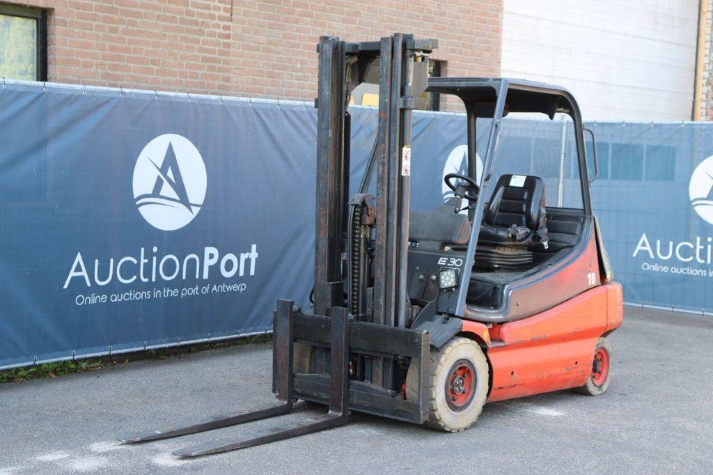 Gabelstapler Linde E30-01 Elektro 3000kg 3,3m 1995