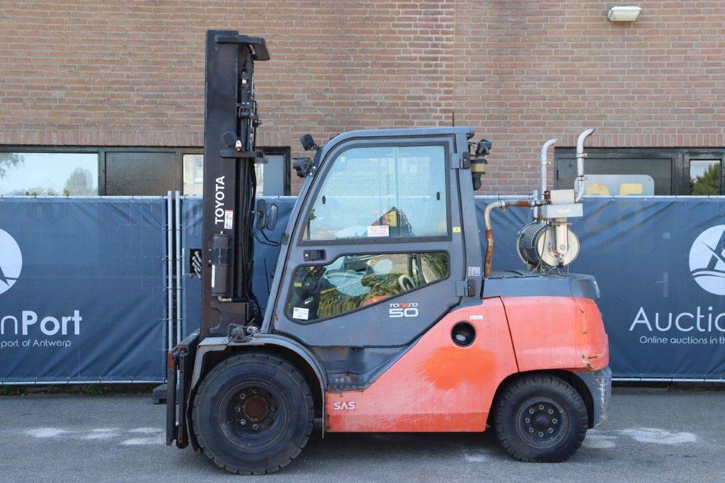 Gabelstapler Toyota 40-8FD50N Treibgas 5000kg 4,5m 2016