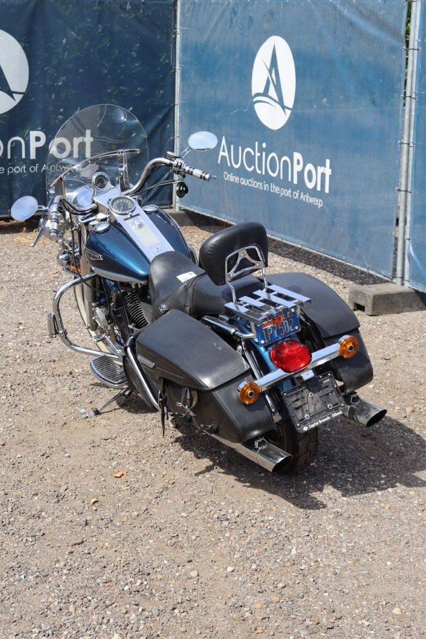 Harley-Davidson Road King Gasoline