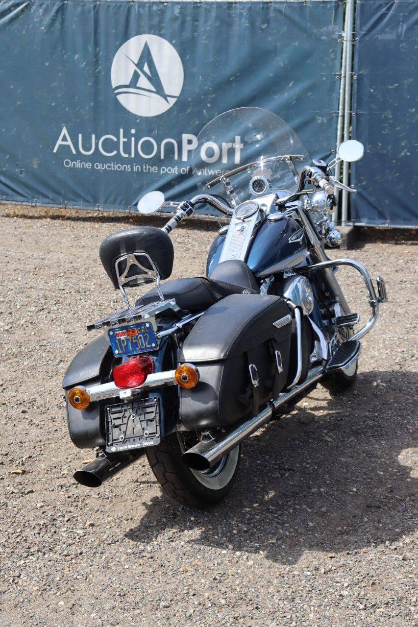 Harley-Davidson Road King Gasoline