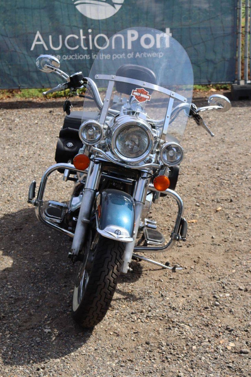 Harley-Davidson Road King Gasoline