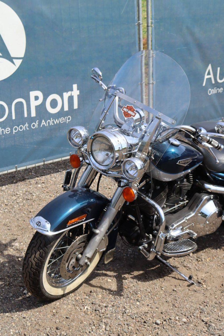 Harley-Davidson Road King Gasoline