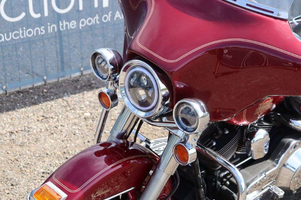 Harley-Davidson FLHTC Benzin 67 PS 2004