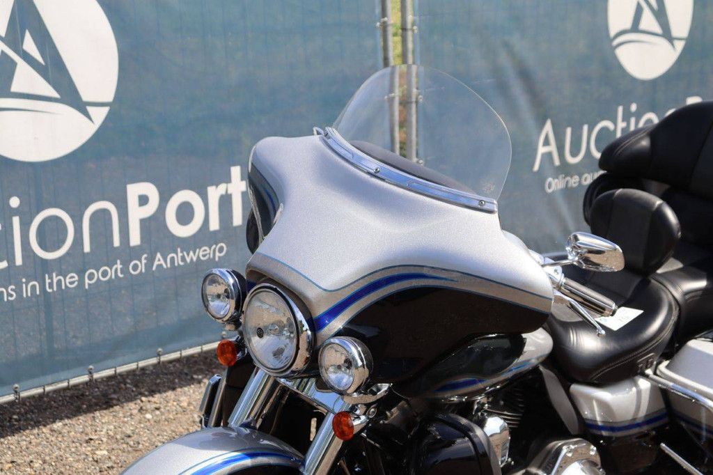 Harley-Davidson FLHTCUSE4 Petrol 94hp 2009