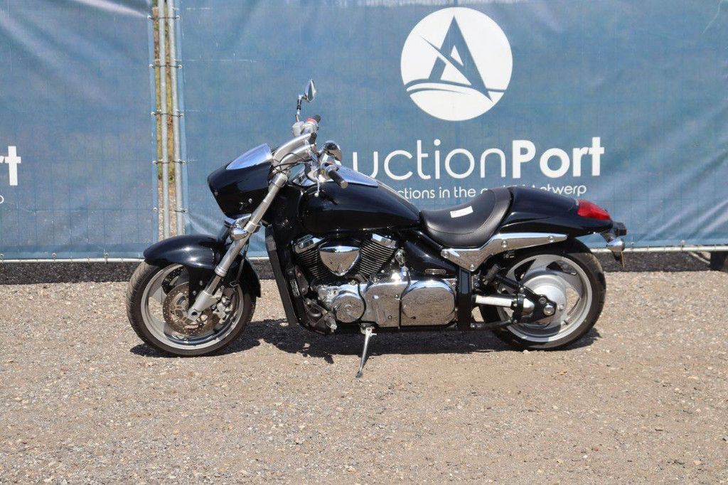 Suzuki VZ1500 Benzine 80pk 2009