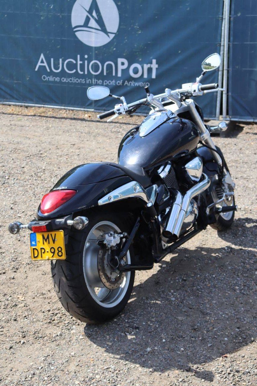 Suzuki VZ1500 Benzine 80pk 2009