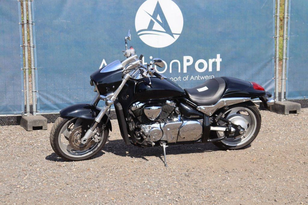 Suzuki VZ1500 Benzine 80pk 2009