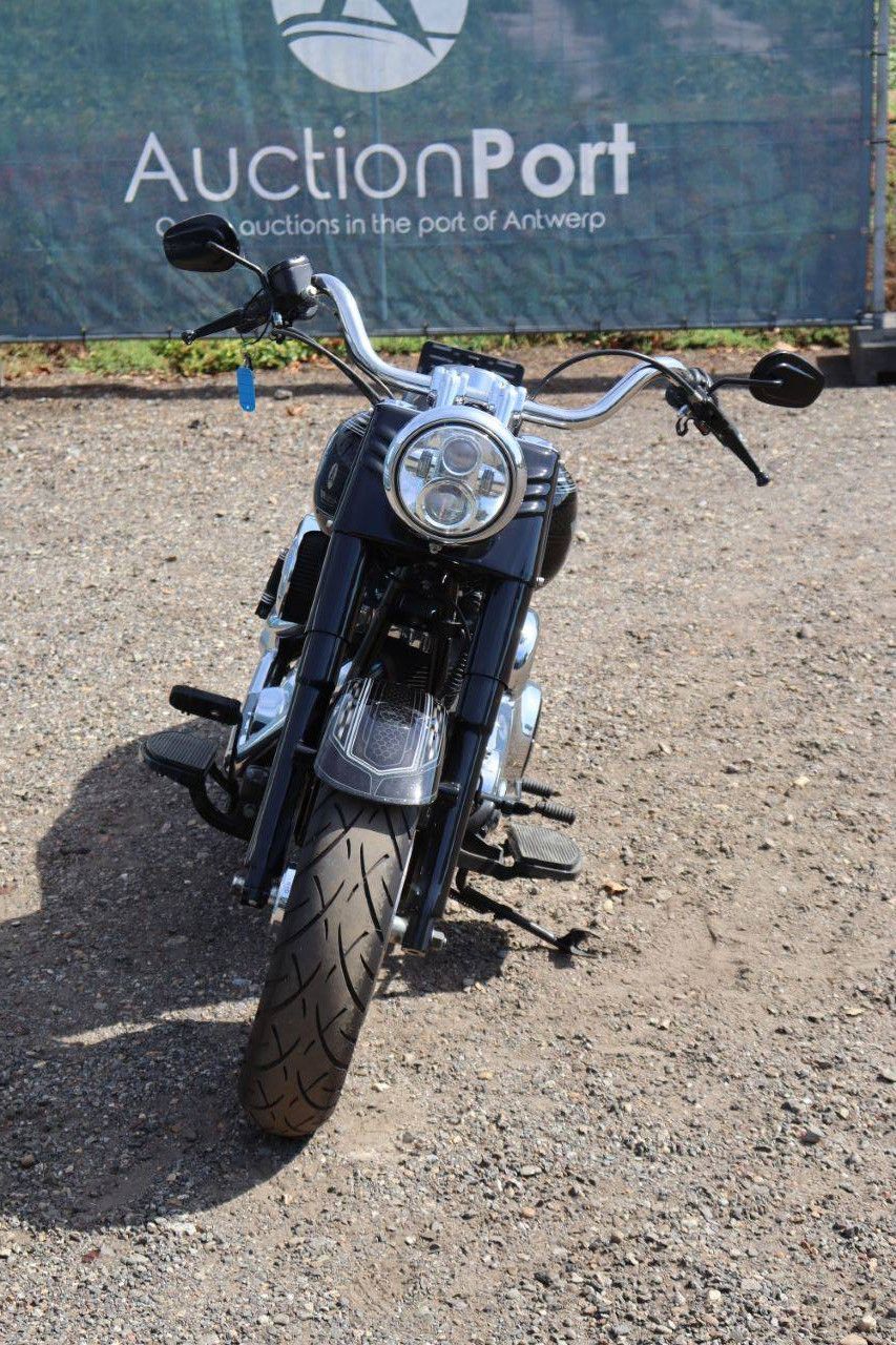 Harley-Davidson FLSTF Petrol 78hp 2011