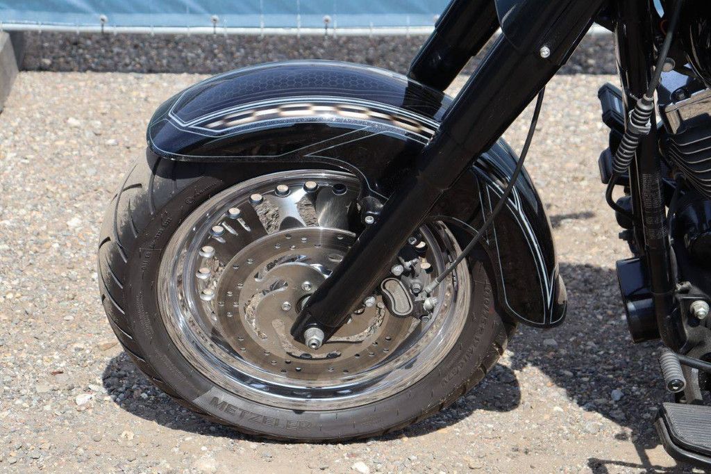 Harley-Davidson FLSTF Petrol 78hp 2011