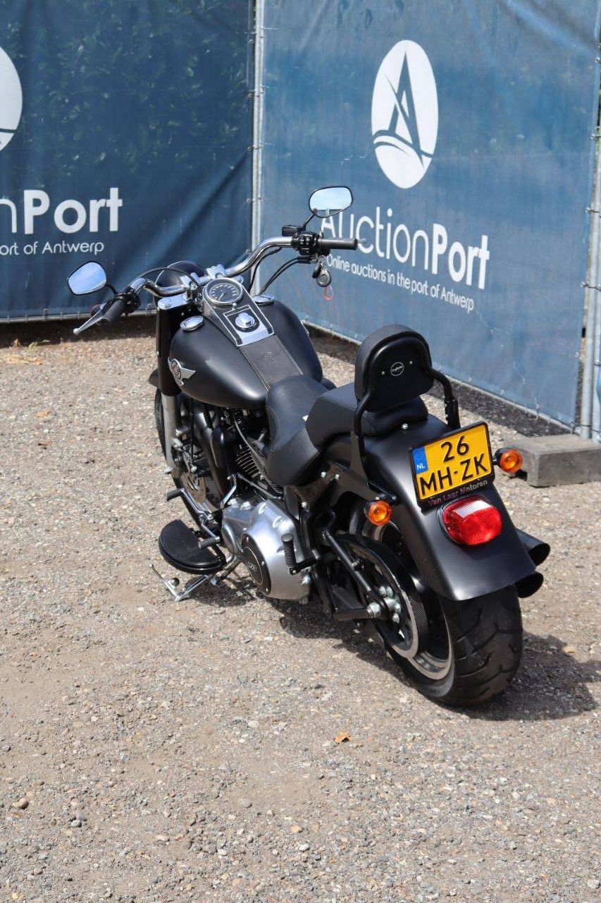 Harley-Davidson FAT BOY LO/SPECIAL Benzine 79pk 2014
