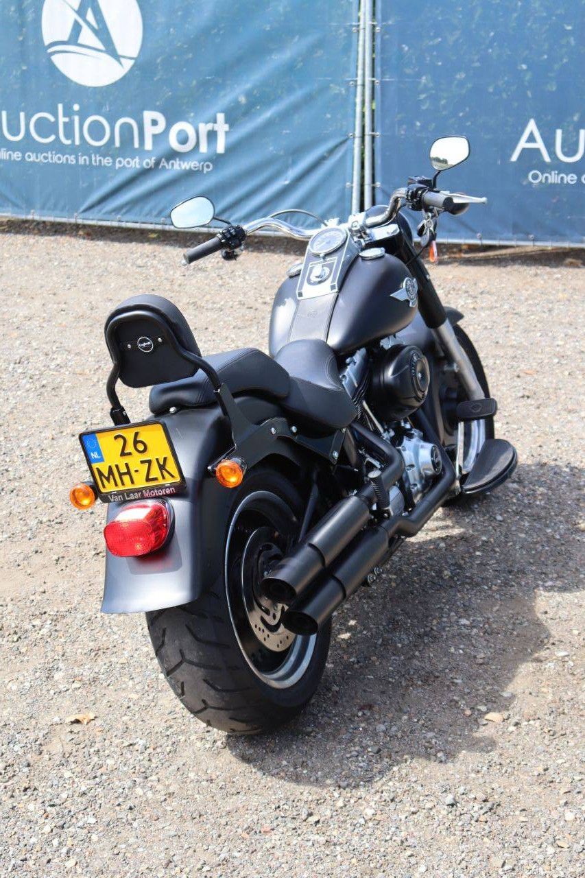 Harley-Davidson FAT BOY LO/SPECIAL Benzine 79pk 2014