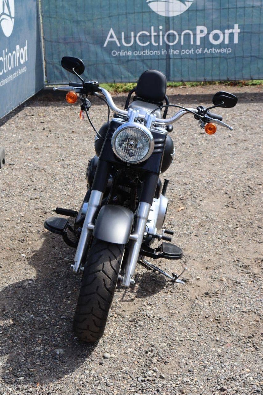 Harley-Davidson FAT BOY LO/SPECIAL Benzine 79pk 2014