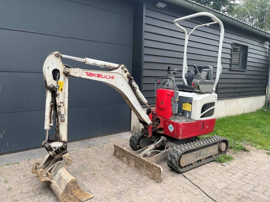 Minigraver Takeuchi TB210R Diesel 8.7kW 2017