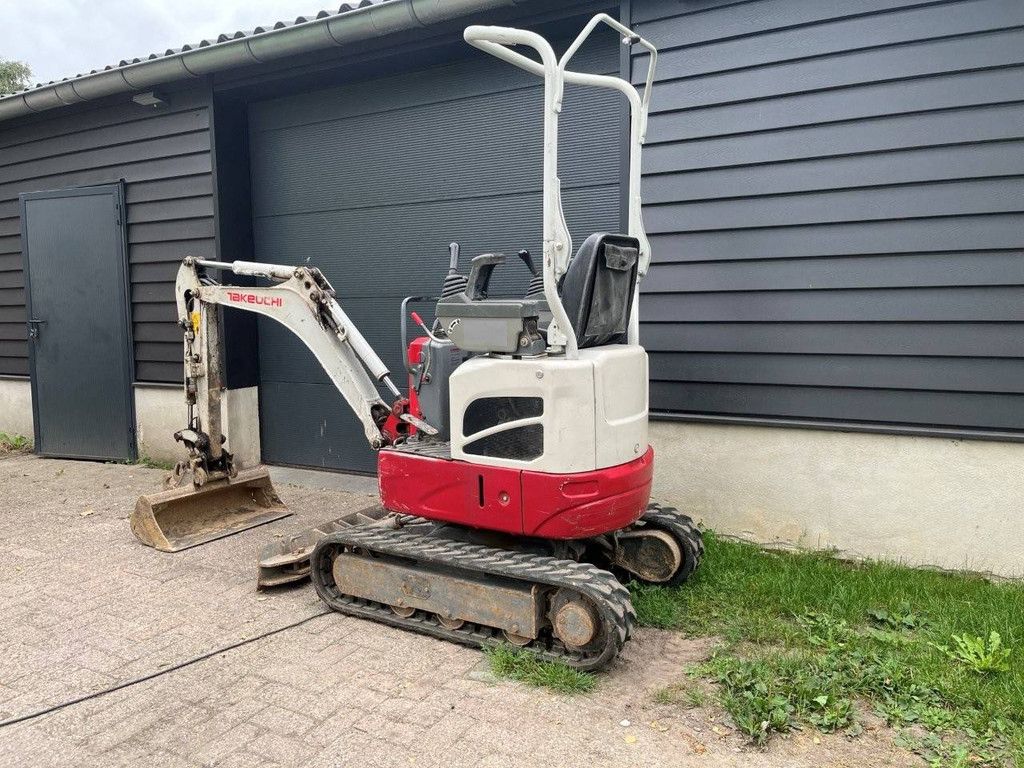 Minigraver Takeuchi TB210R Diesel 8.7kW 2017