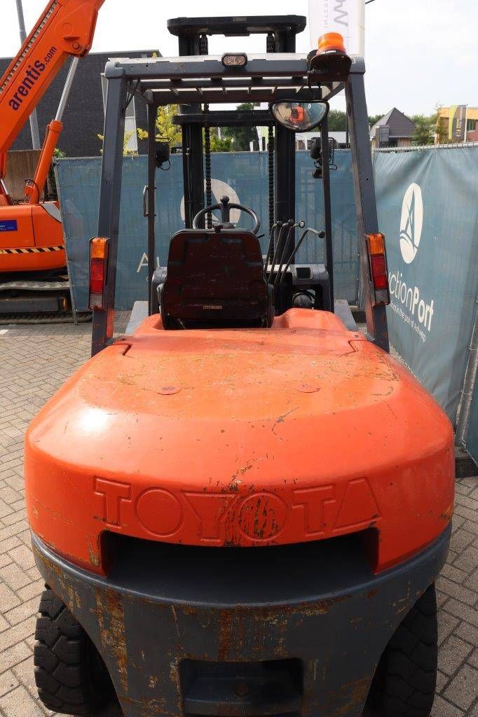 Forklift Toyota 02-6FD40 Diesel 4000kg