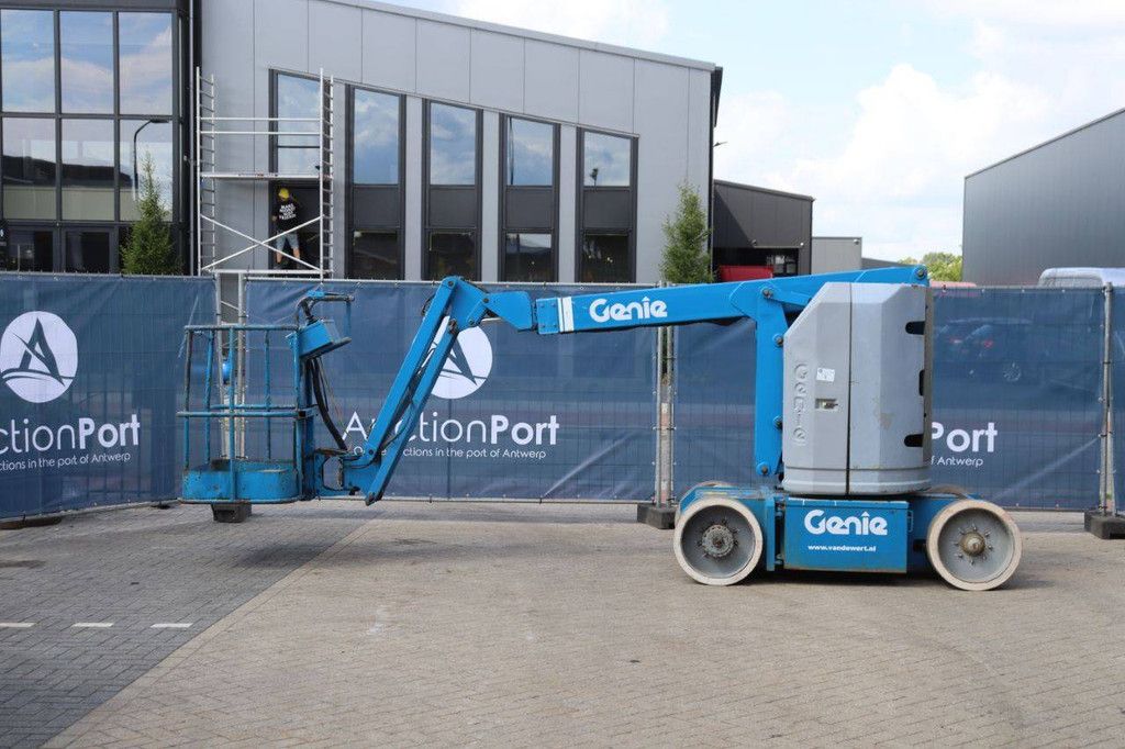 Genie Z-30-N Electric Articulating Boom Lift 11.14m 1996