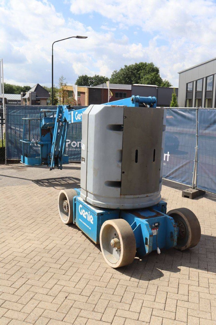 Genie Z-30-N Electric Articulating Boom Lift 11.14m 1996