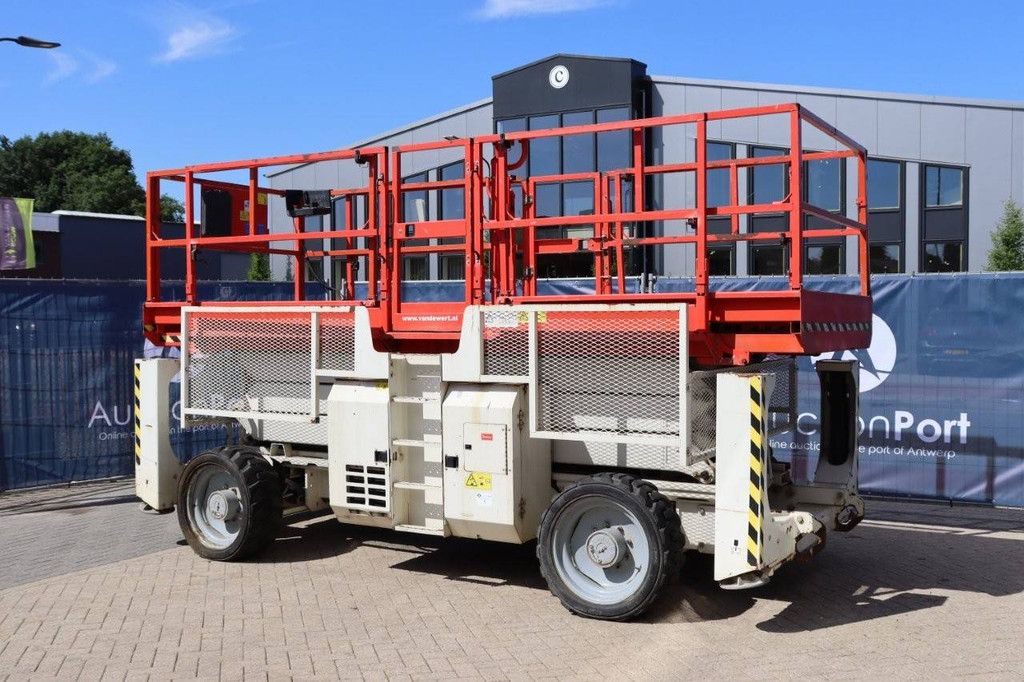 Scherenhebebühne Genie GS-3390RT Diesel 2013