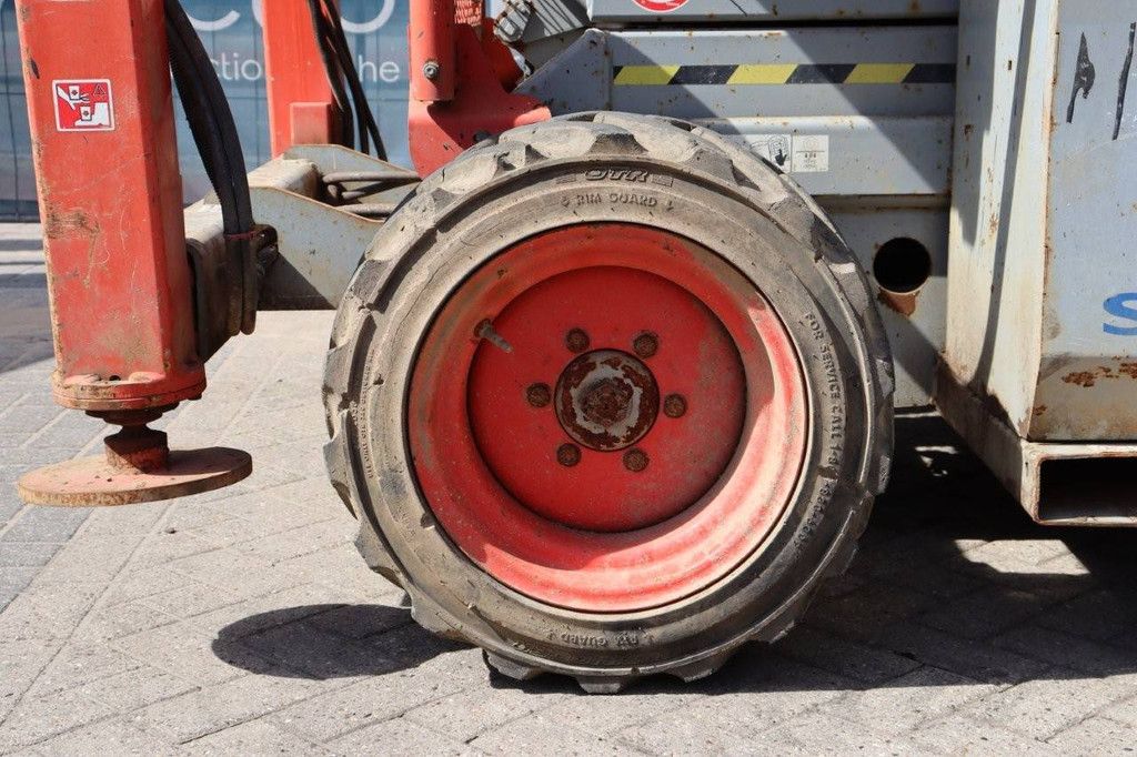 Scherenbühne Skyjack SJ6832RT Diesel 11,75m