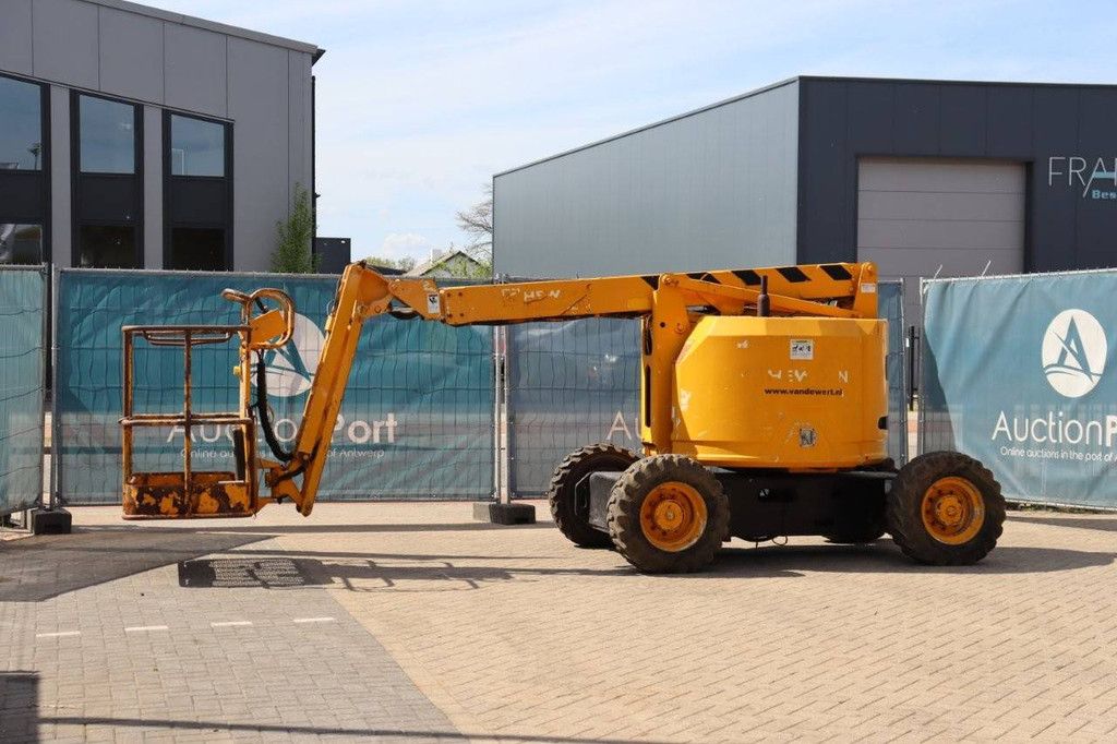 Genie Z-34/22 Diesel 12.52m Articulated Boom Lift 2002
