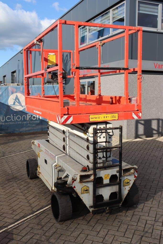 Scissor lift Holland Lift EcoStar HL-11812 Electric 13.8m 2013