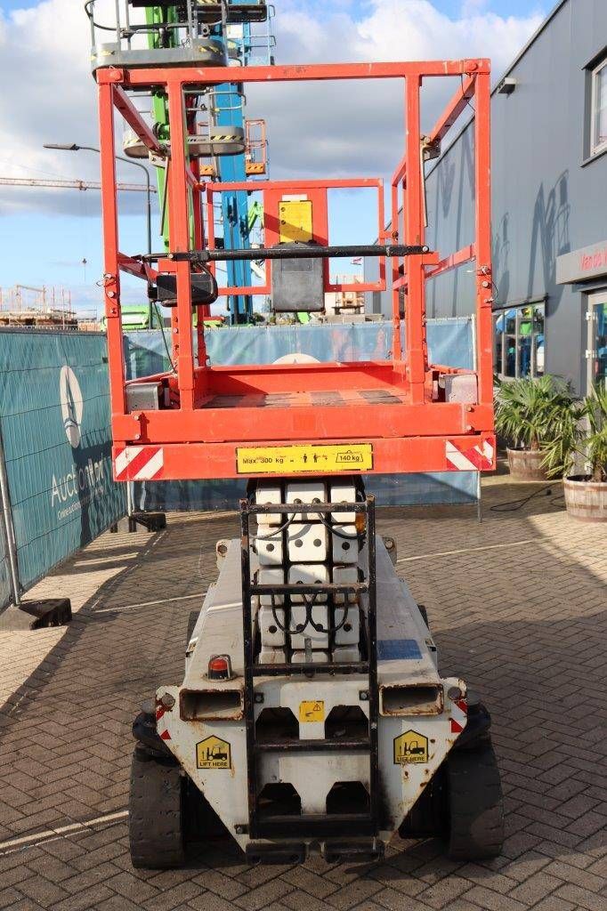 Scissor lift Holland Lift EcoStar HL-11812 Electric 13.8m 2013