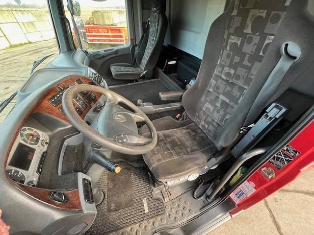 Kraanvrachtwagen Mercedes-Benz Actros 2832 6x2 Diesel 2006