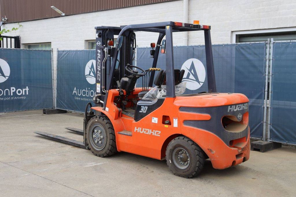 Forklift Huahe 30 Diesel 4.5m