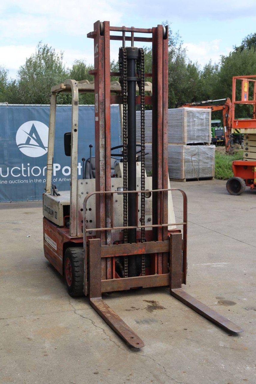 Gabelstapler Nissan Datsun 15 NA0YL15U Elektro 1350kg 3,7m